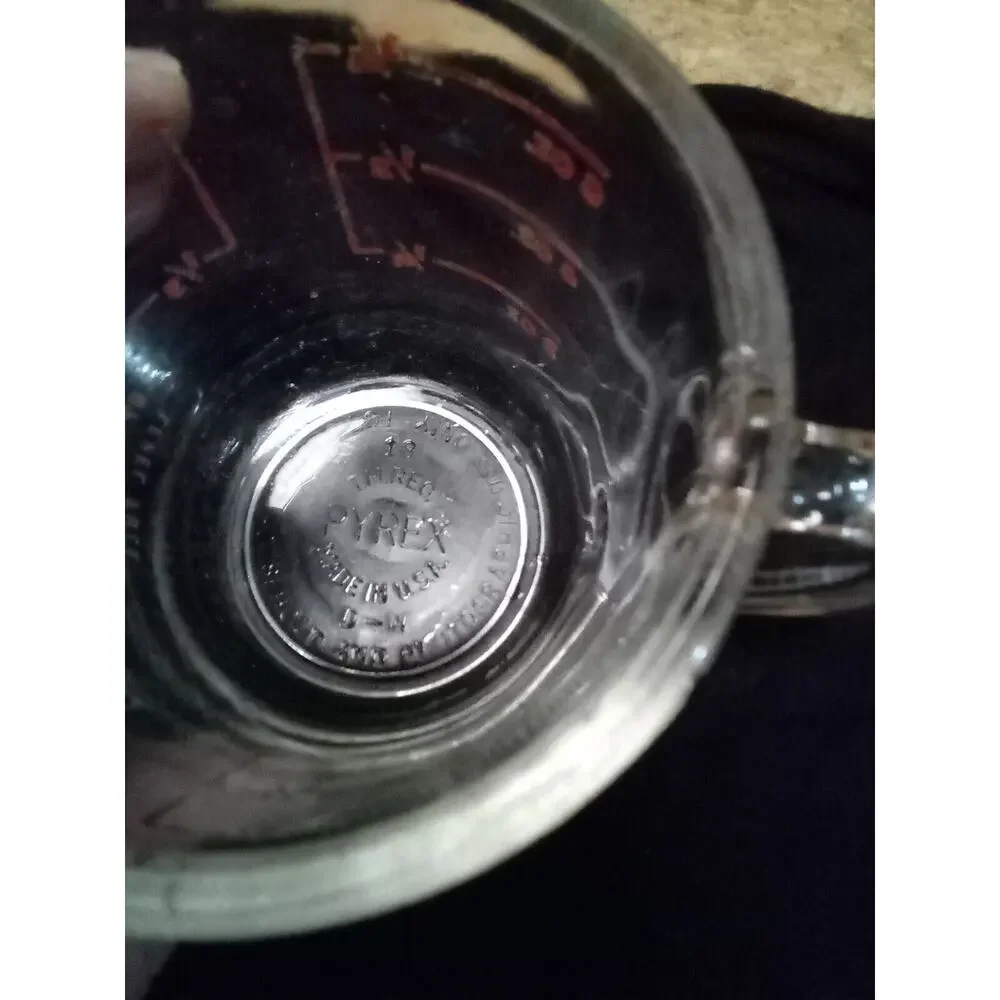 Vintage Rare Pyrex 3/4 C Glass Measuring Cup #18